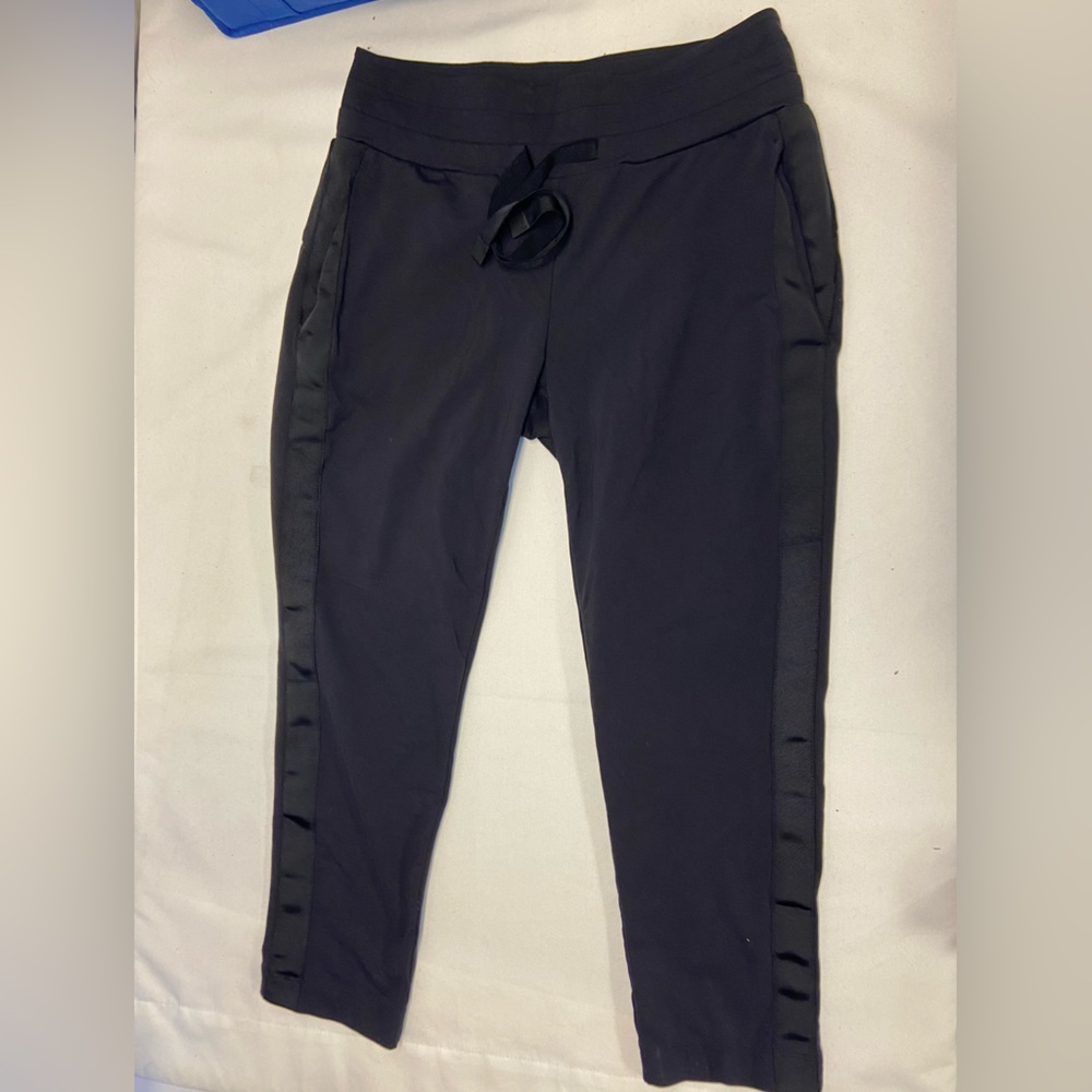ATHLETA Black Metro Downtown Ankle Pant, size S, stripe on side, great condition